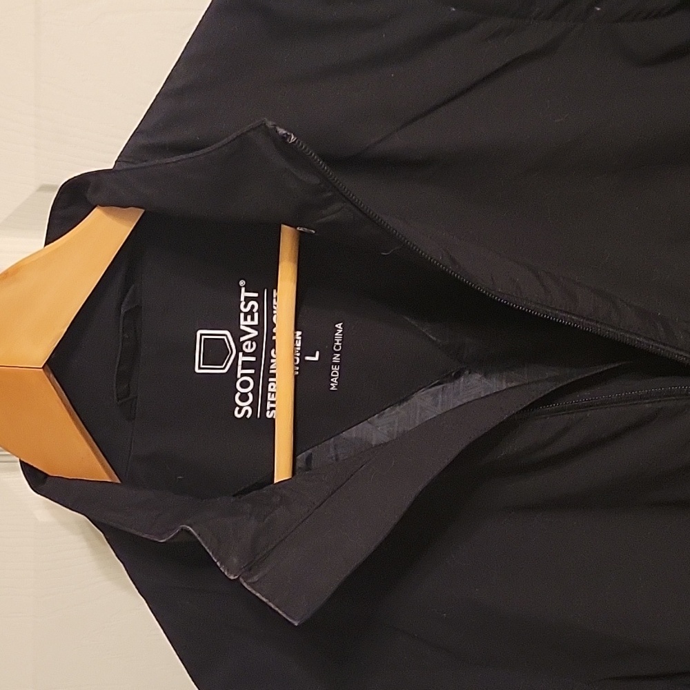 Women's SCOTTeVEST Jacket